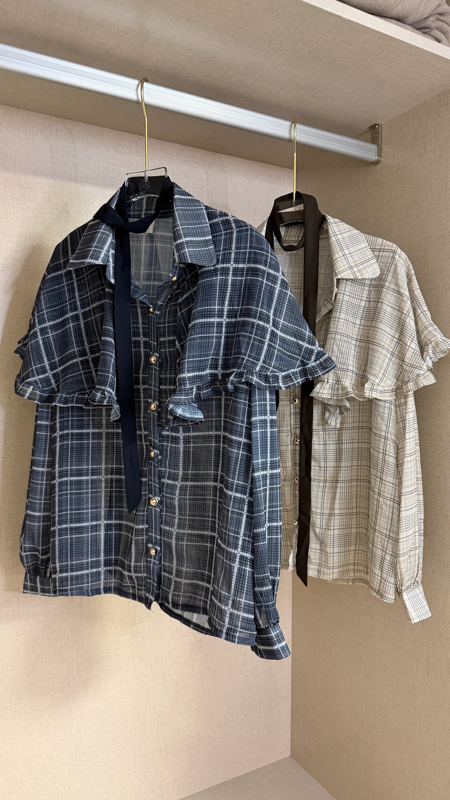 韓國連線⚡️Plaid Ruffles Cape Chiffon Top