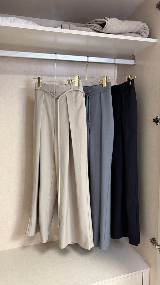 韓國直播⚡️超顯瘦西褲￼