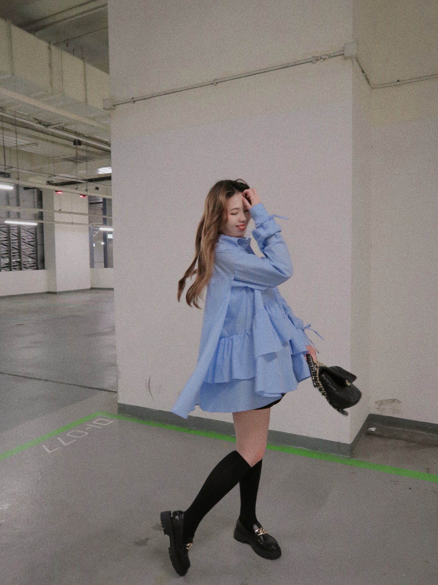 不規則設計感Ruffles Shirt Dress￼