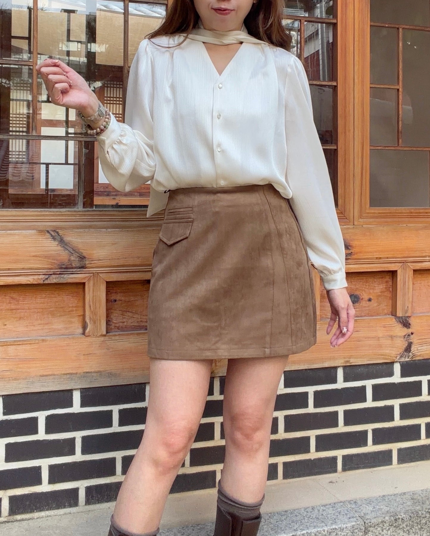 韓國連線⚡️Classy Suede Skirt